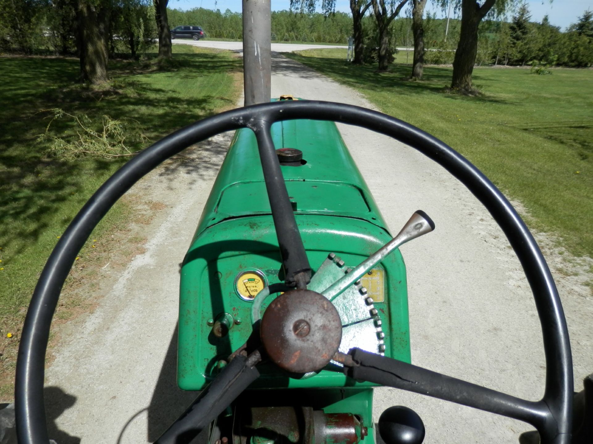 OLIVER 88 ROW CROP DIESEL 2WD TRACTOR - Image 7 of 9