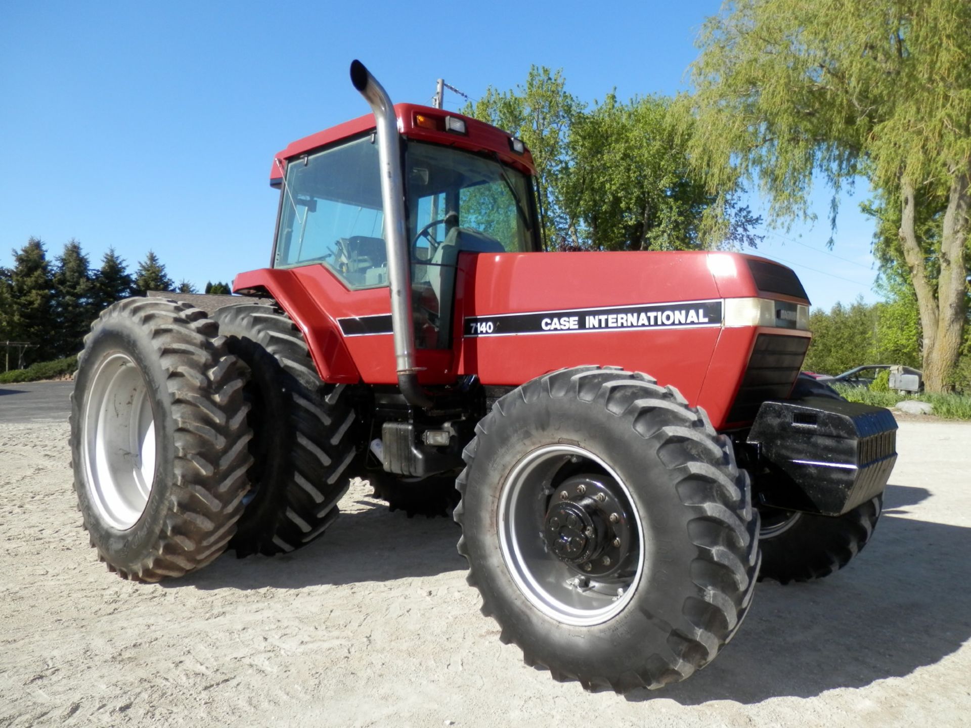 CASE IH 7140 MAGNUM MFWD TRACTOR - Image 13 of 19