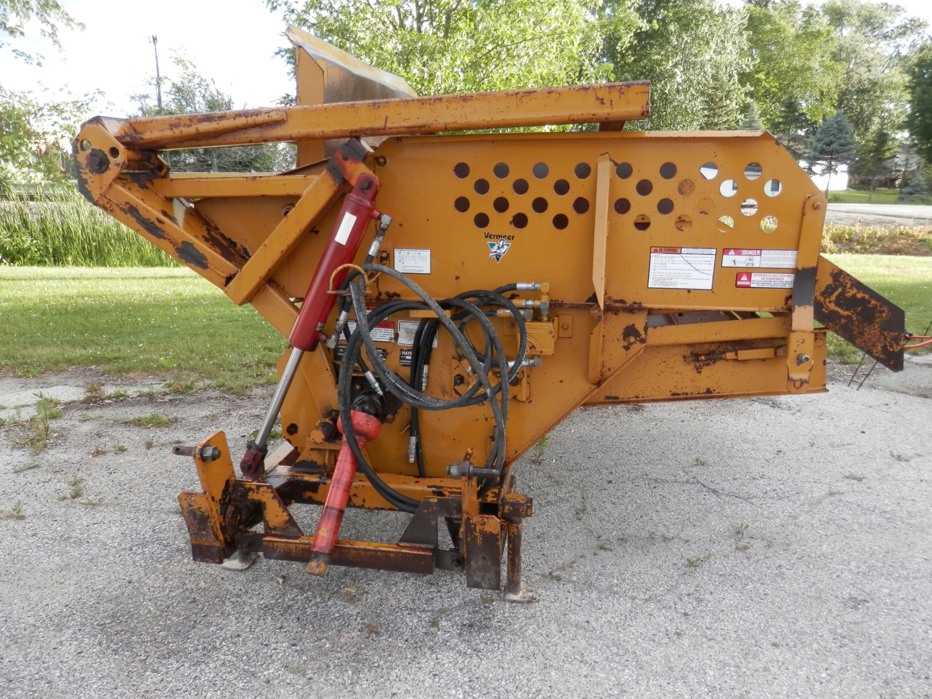 VERMEER BB256 BIG BALE PROCESSOR