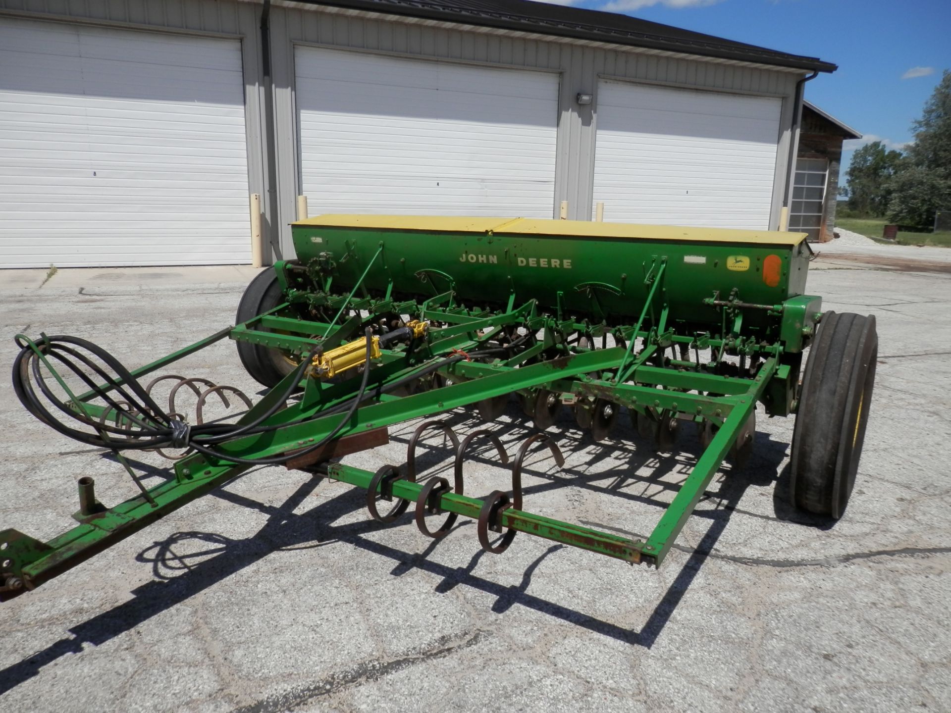 JOHN DEERE FB-B 10' GRAIN DRILL