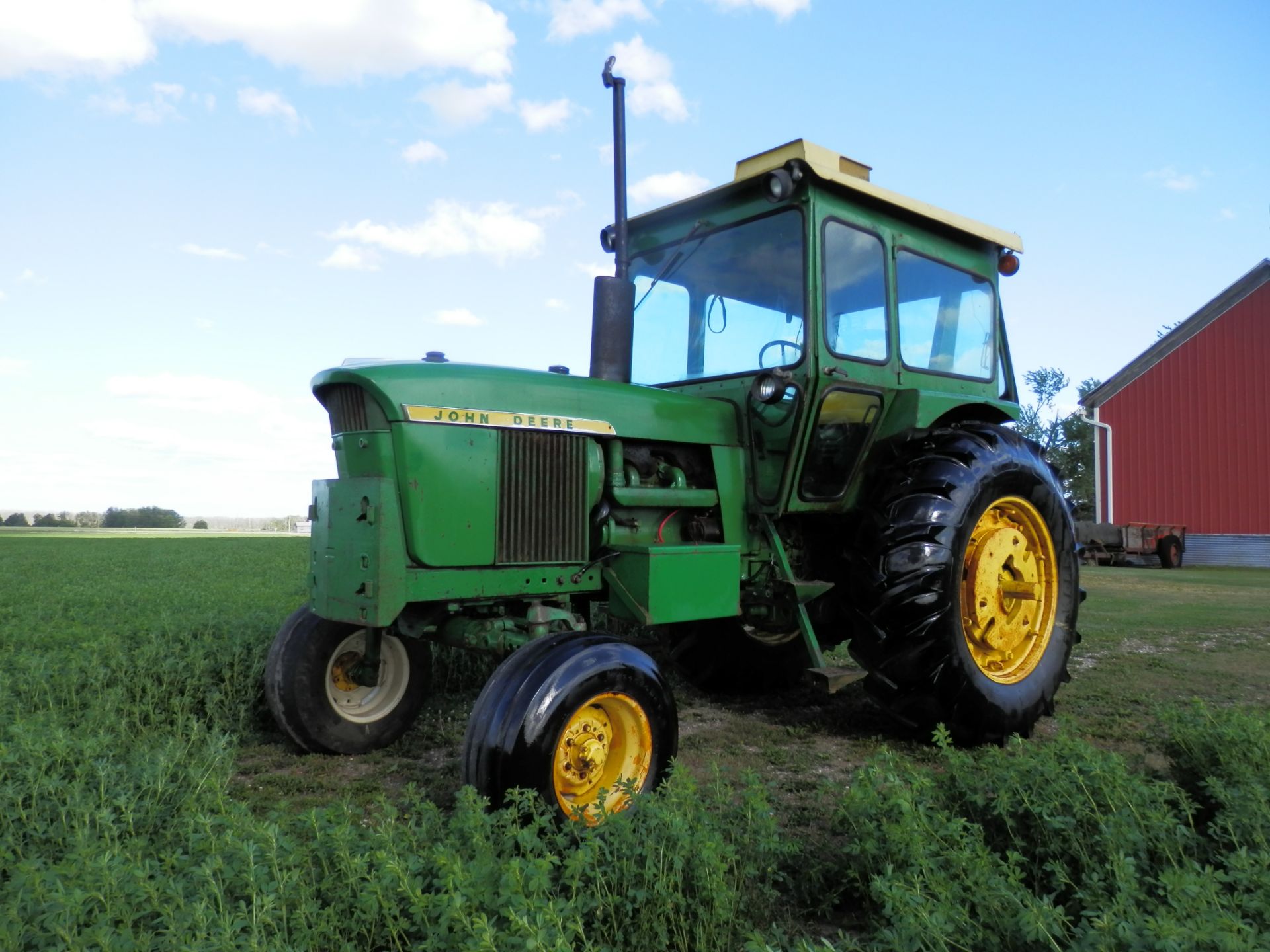 JOHN DEERE 4020 DSL. POWERSHIFT TRACTOR - Image 2 of 9