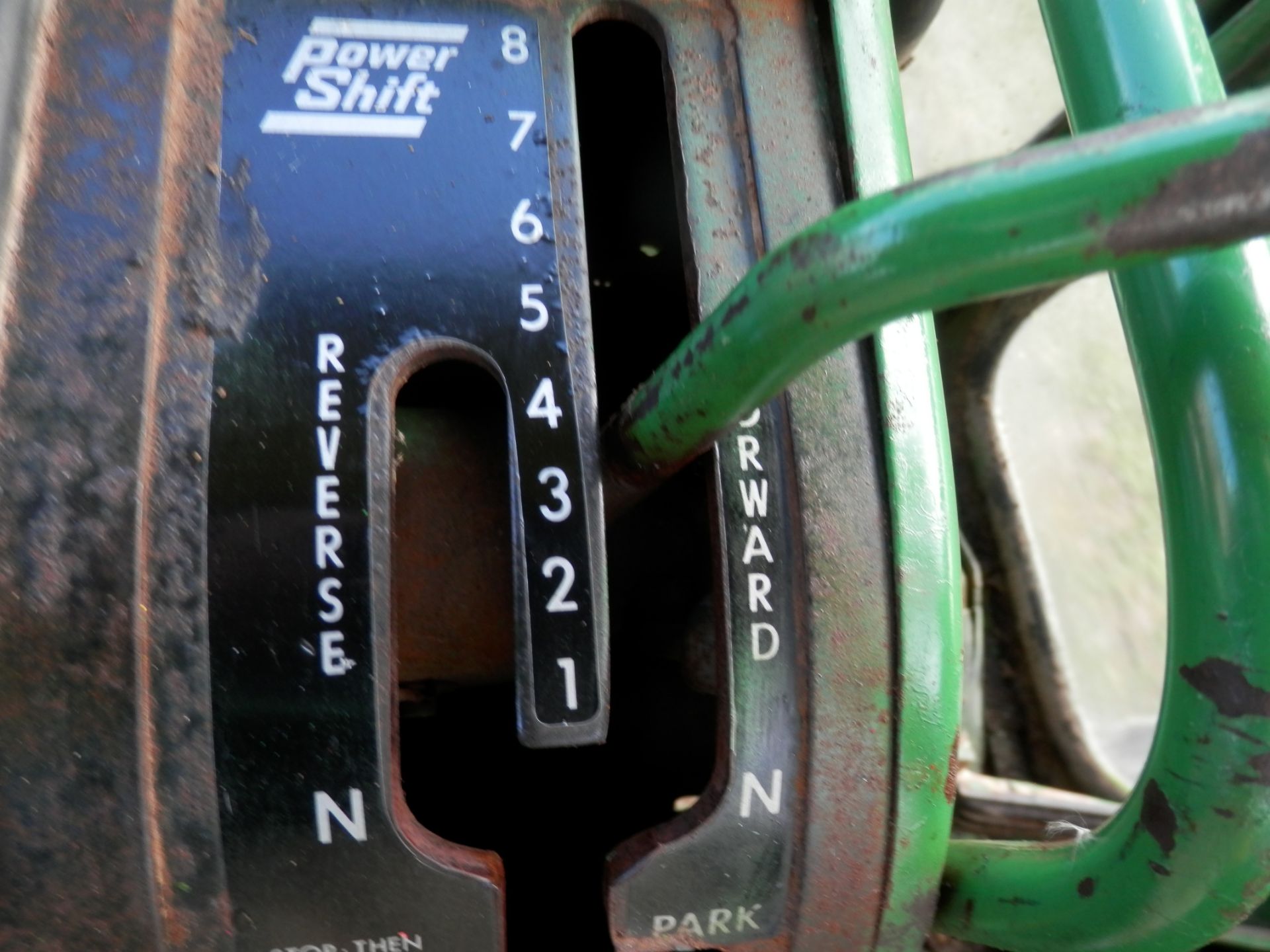 JOHN DEERE 4020 DSL. POWERSHIFT TRACTOR - Image 8 of 9