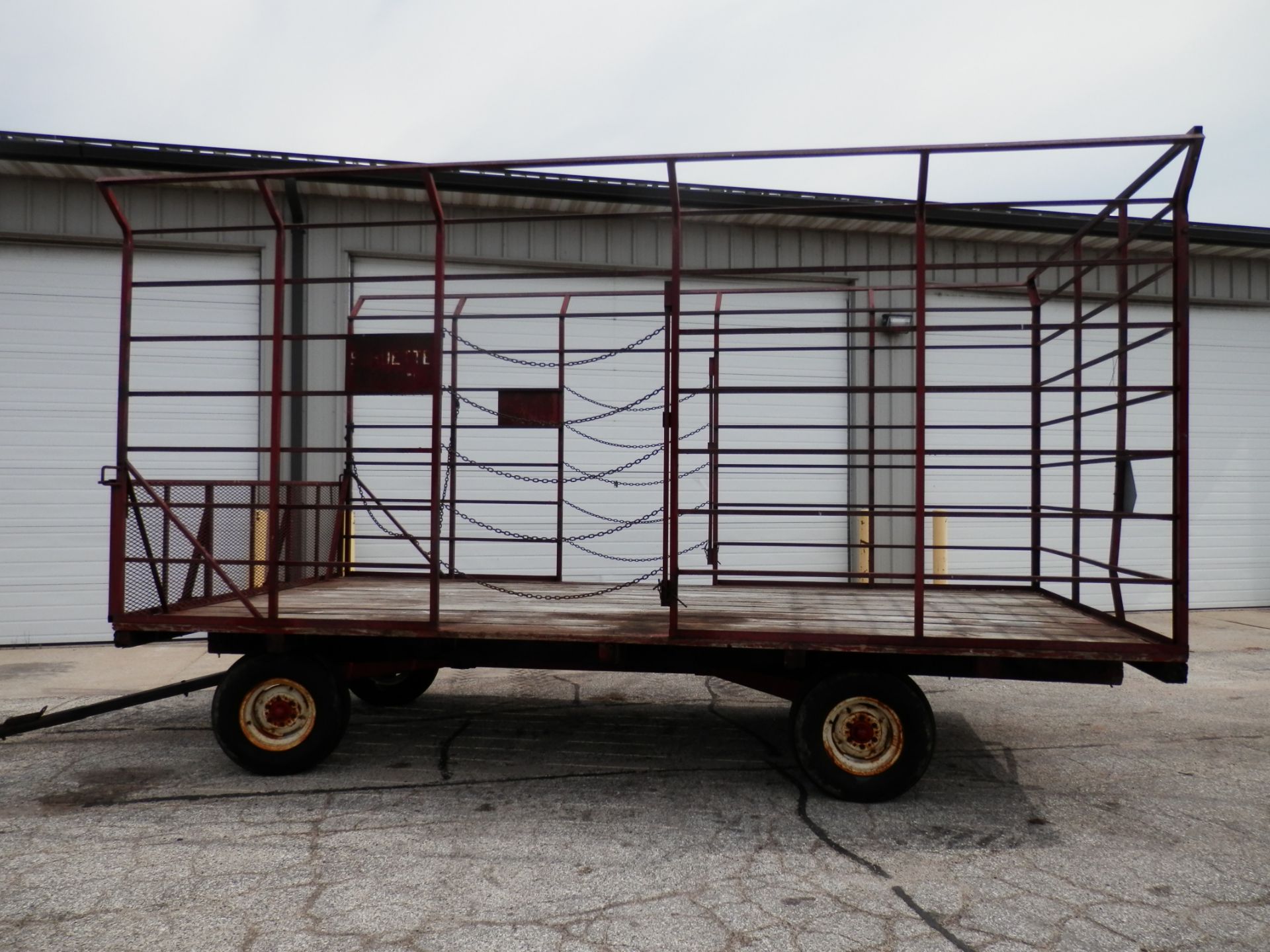 SCHUETTE 9x18 STEEL SIDE KICK BALE WAGON - Image 2 of 5