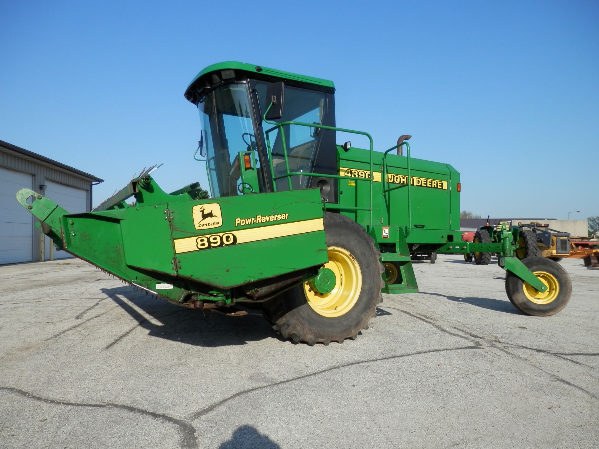 JOHN DEERE 4890 SELF PROPELLED HAYBINE