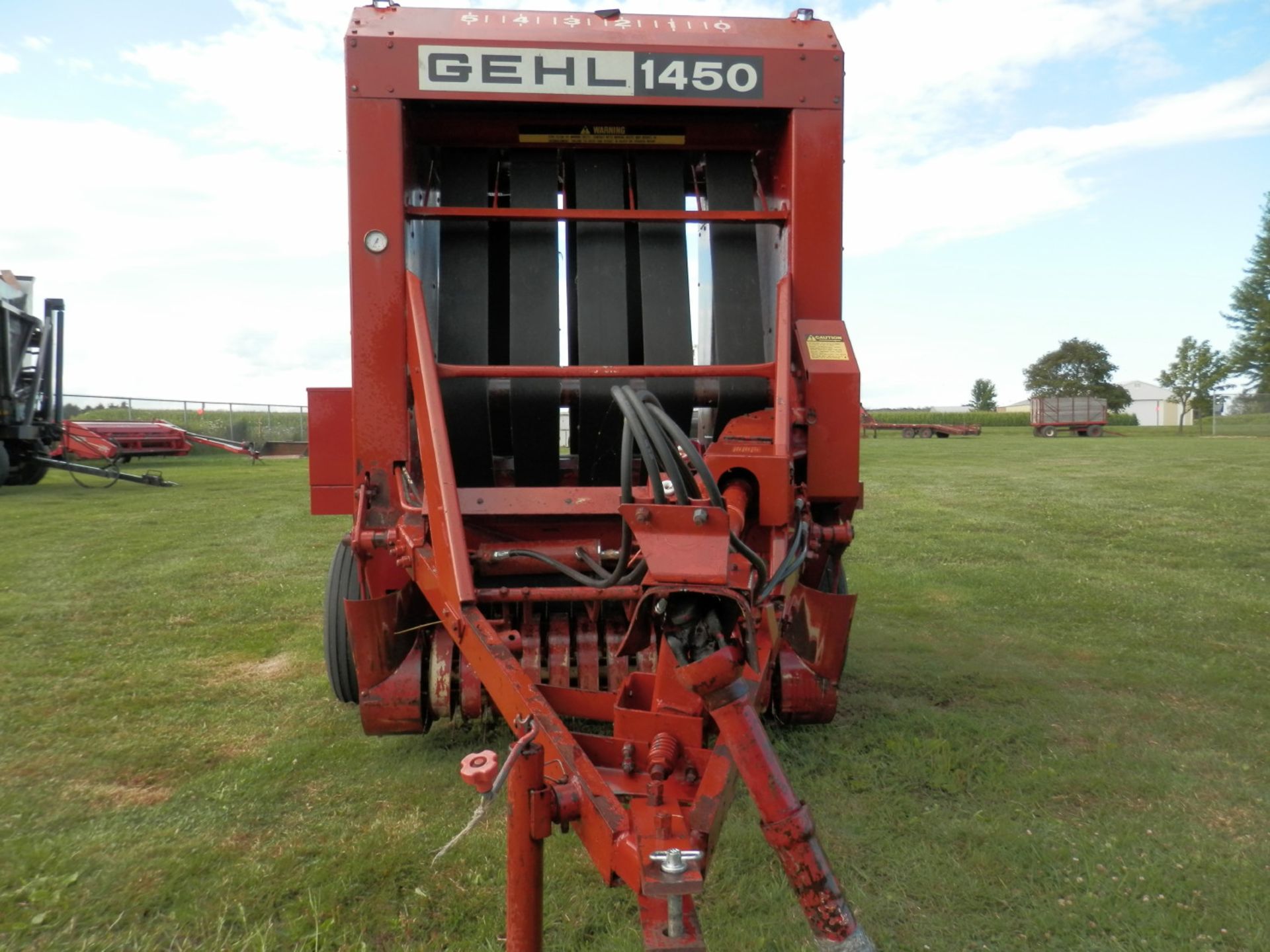 GEHL 1450 ROUND BALER - Image 3 of 7