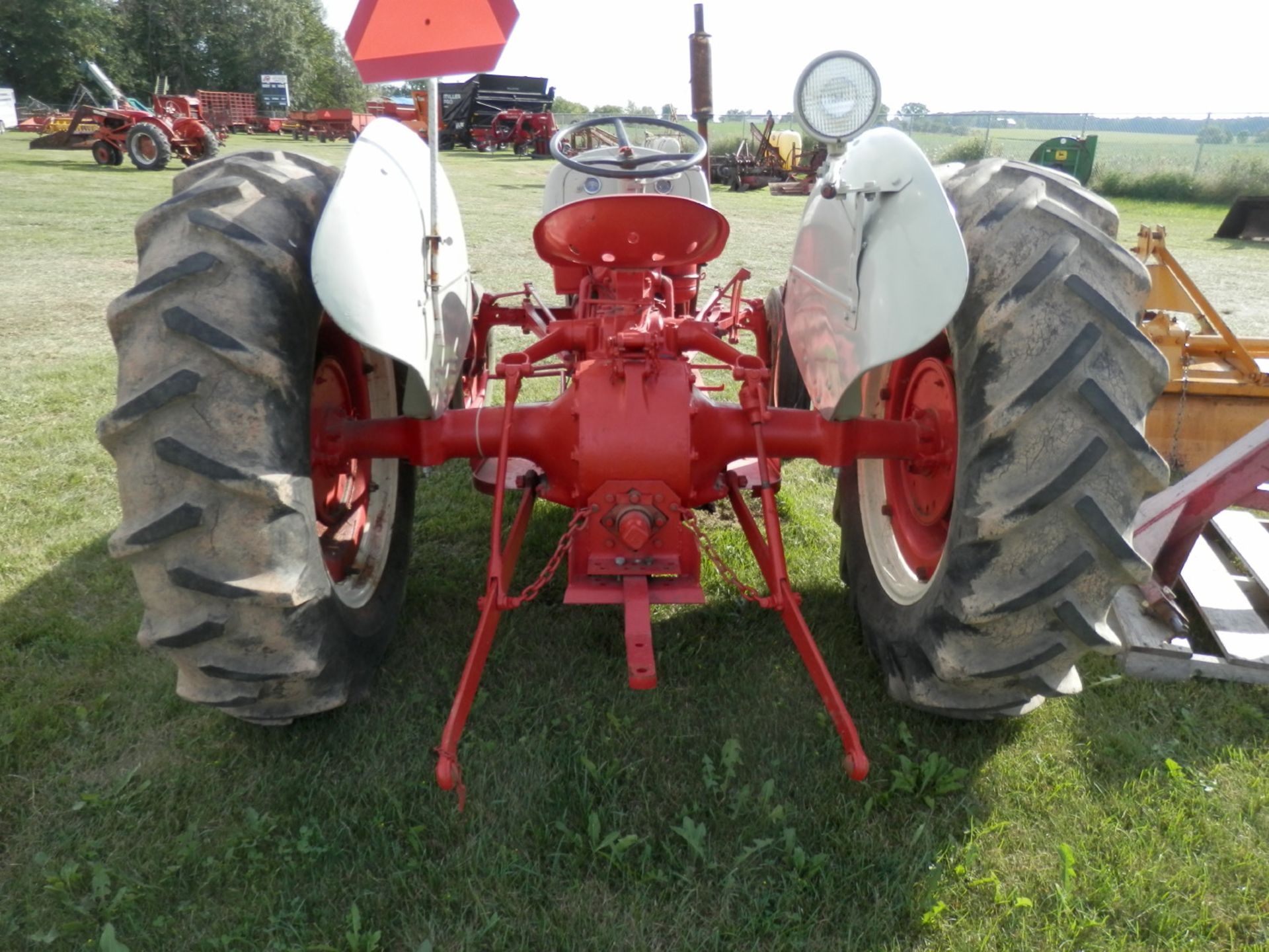 1939 FORD 9N TRACTOR - Image 4 of 7