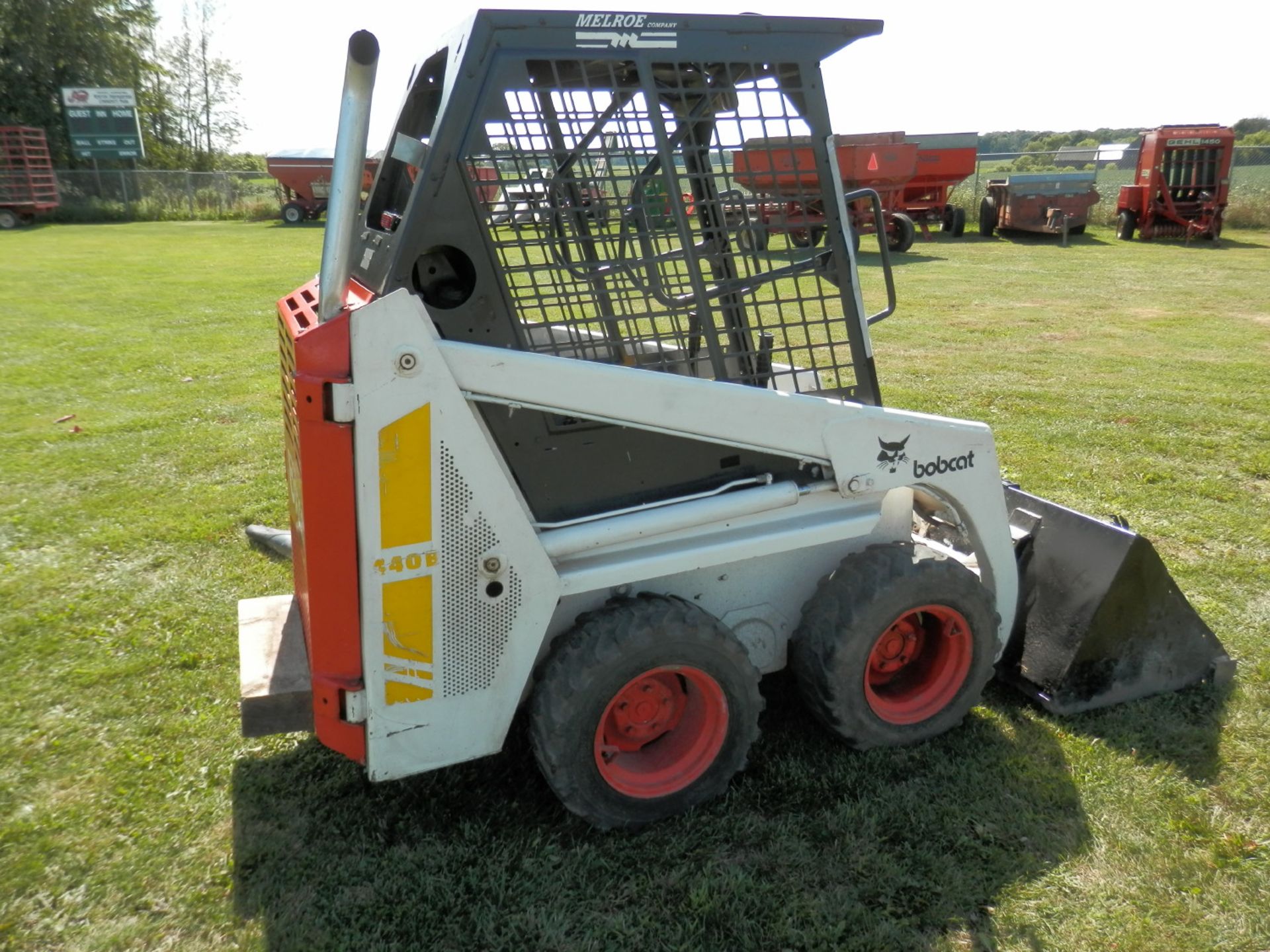 BOBCAT 440B SKID STEER - Image 5 of 12