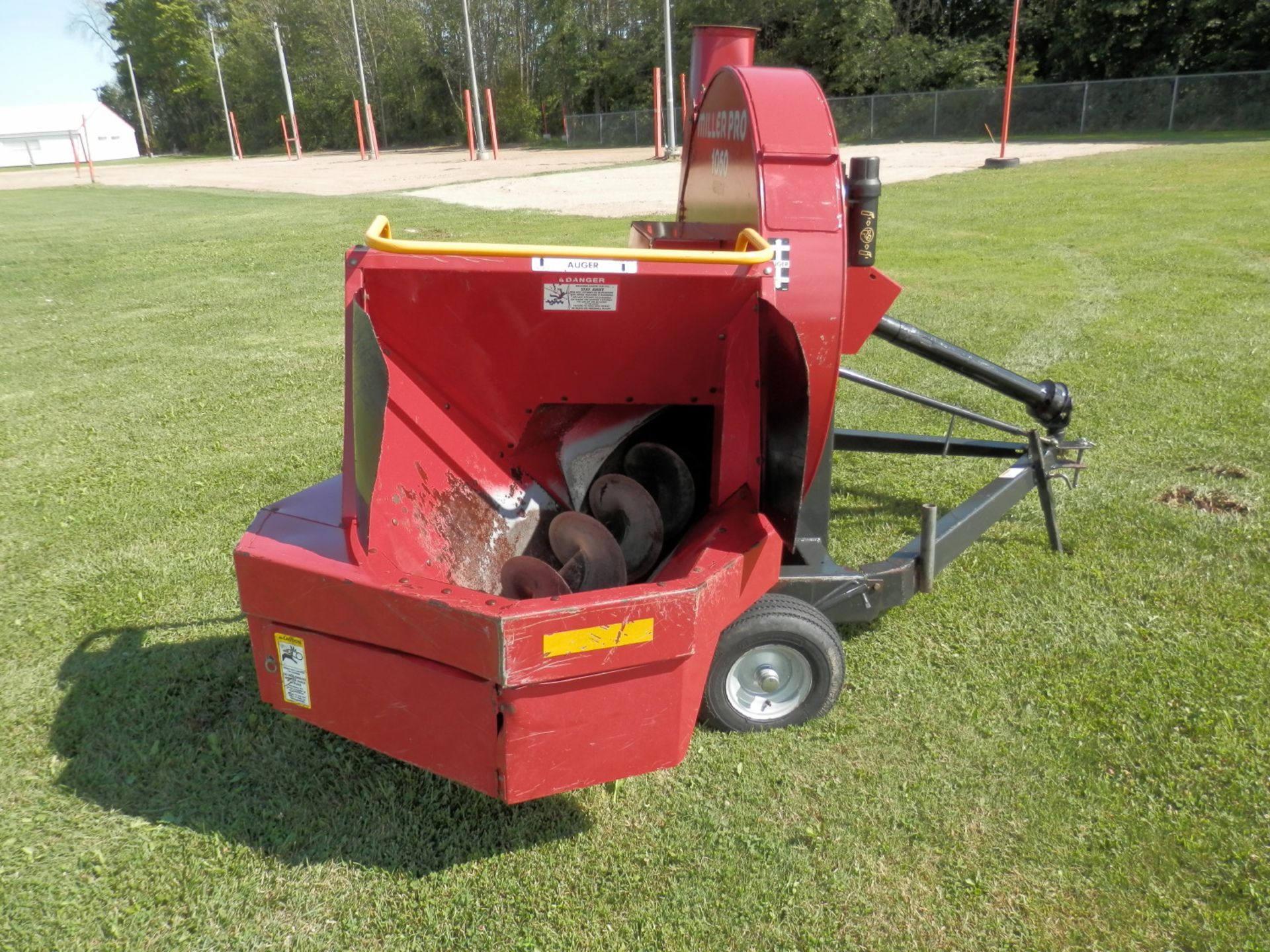 MILLER PRO 1060 SERIES II FORAGE BLOWER - Image 4 of 13