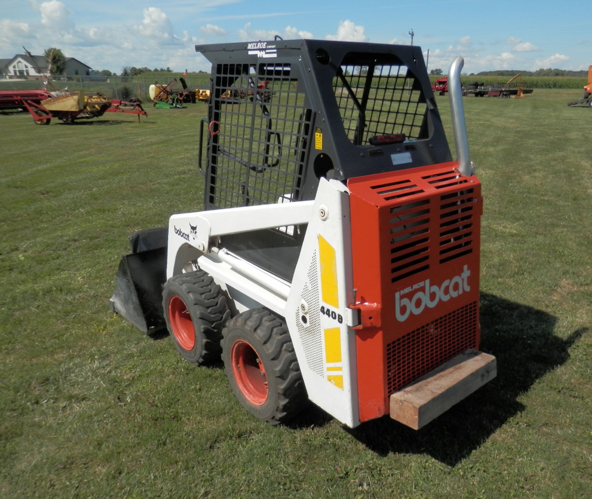 BOBCAT 440B SKID STEER - Image 3 of 12