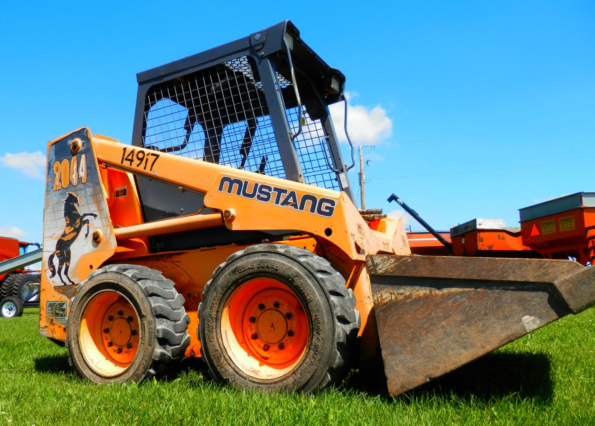 2003 MUSTANG 2044 SKID STEER - Image 3 of 12