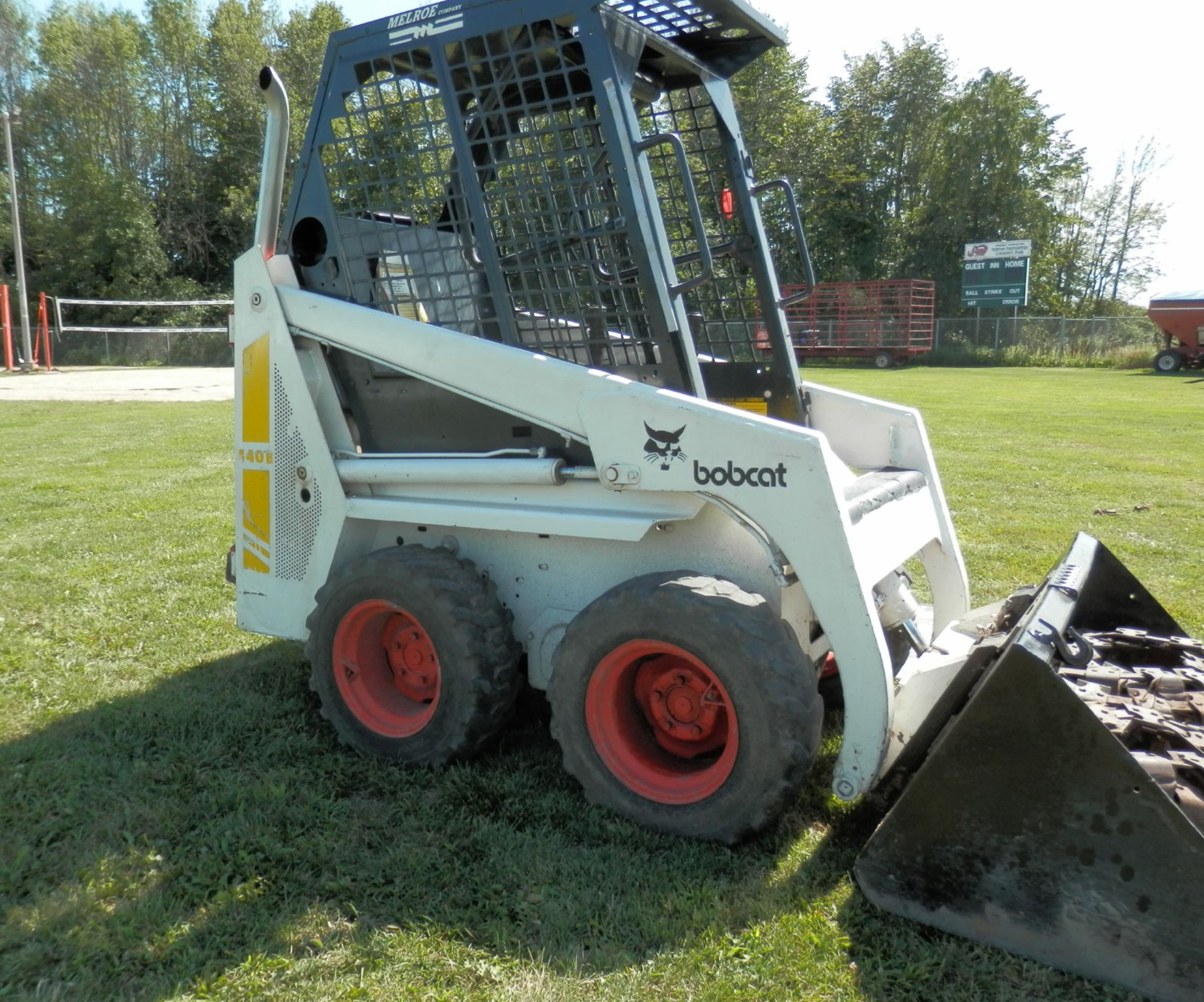 BOBCAT 440B SKID STEER - Image 4 of 12