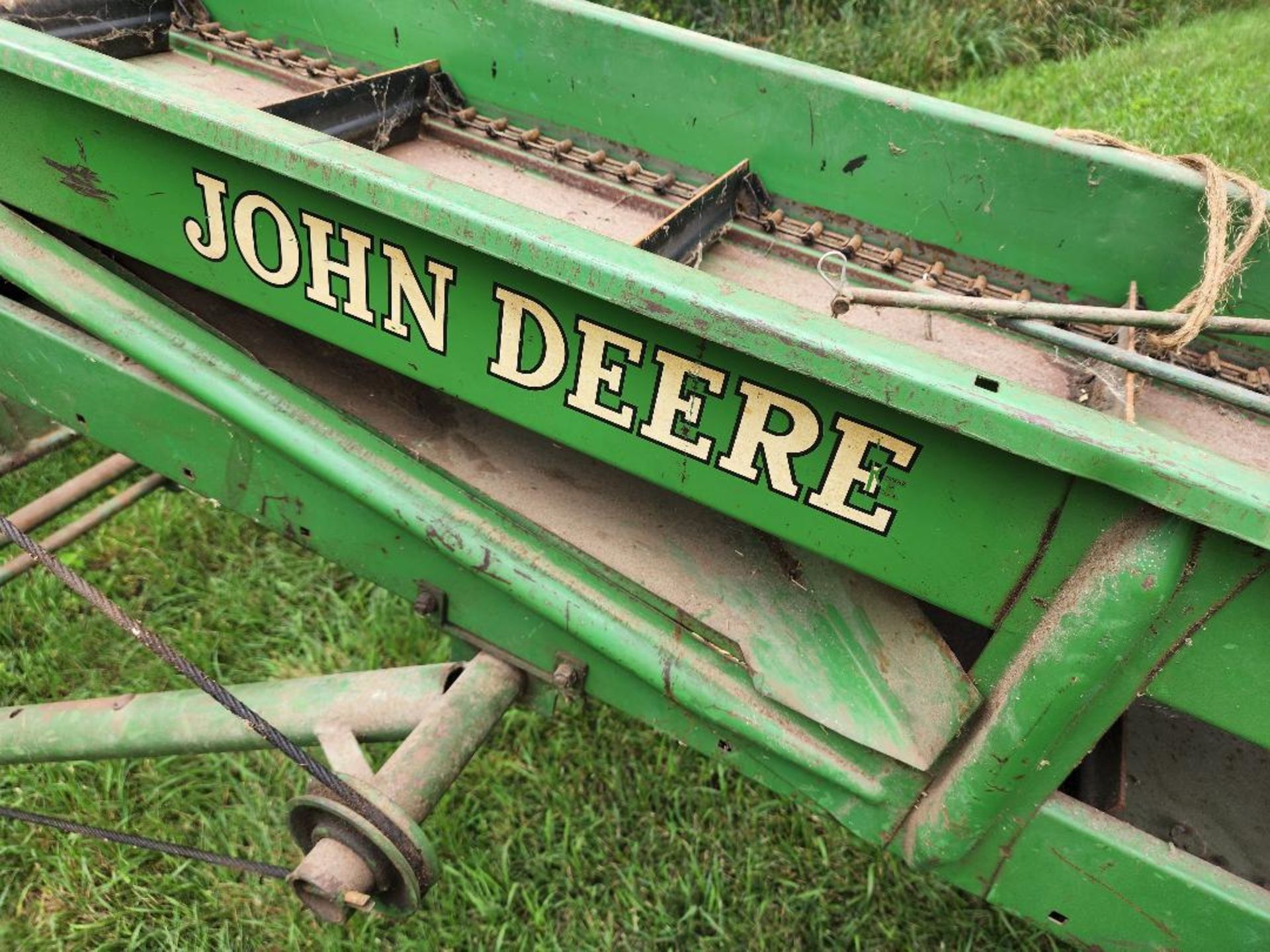 ANTIQUE JOHN DEERE HAY/GRAIN ELEVATOR, SN 3 - Image 3 of 6