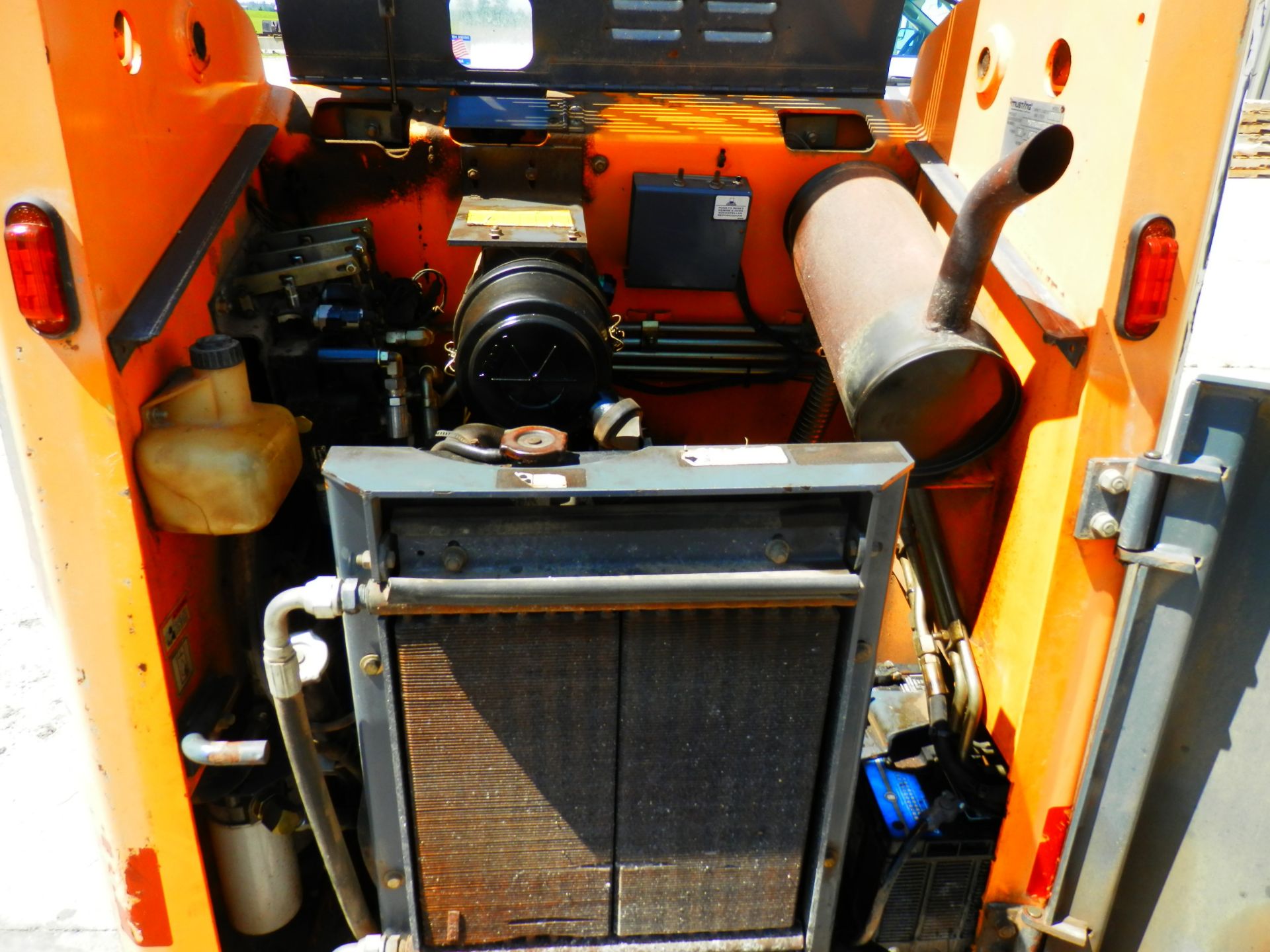 2003 MUSTANG 2044 SKID STEER - Image 11 of 12