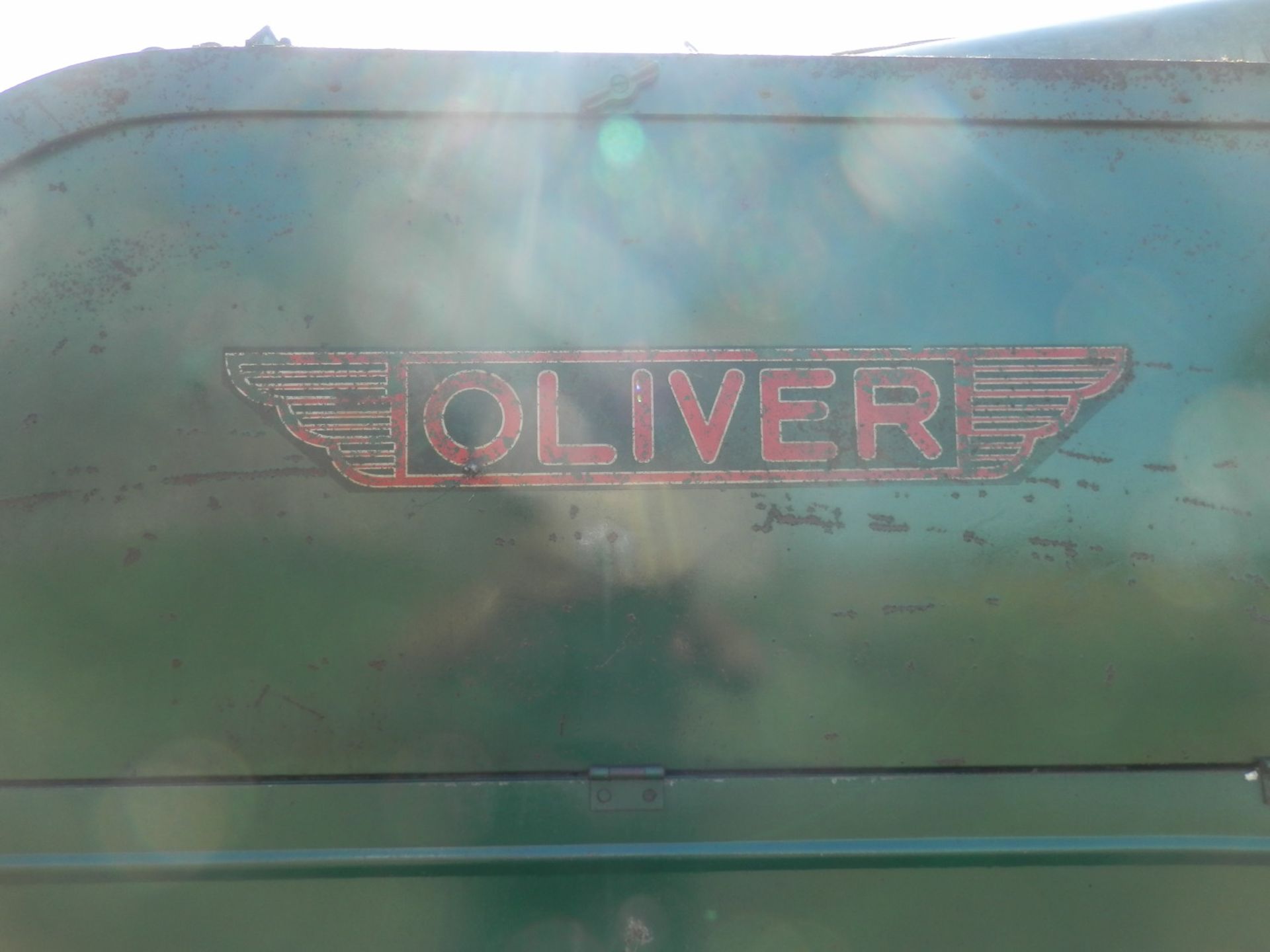 OLIVER RED RIVER SPECIAL 28-46 THRESHING MACHINE - Image 6 of 16