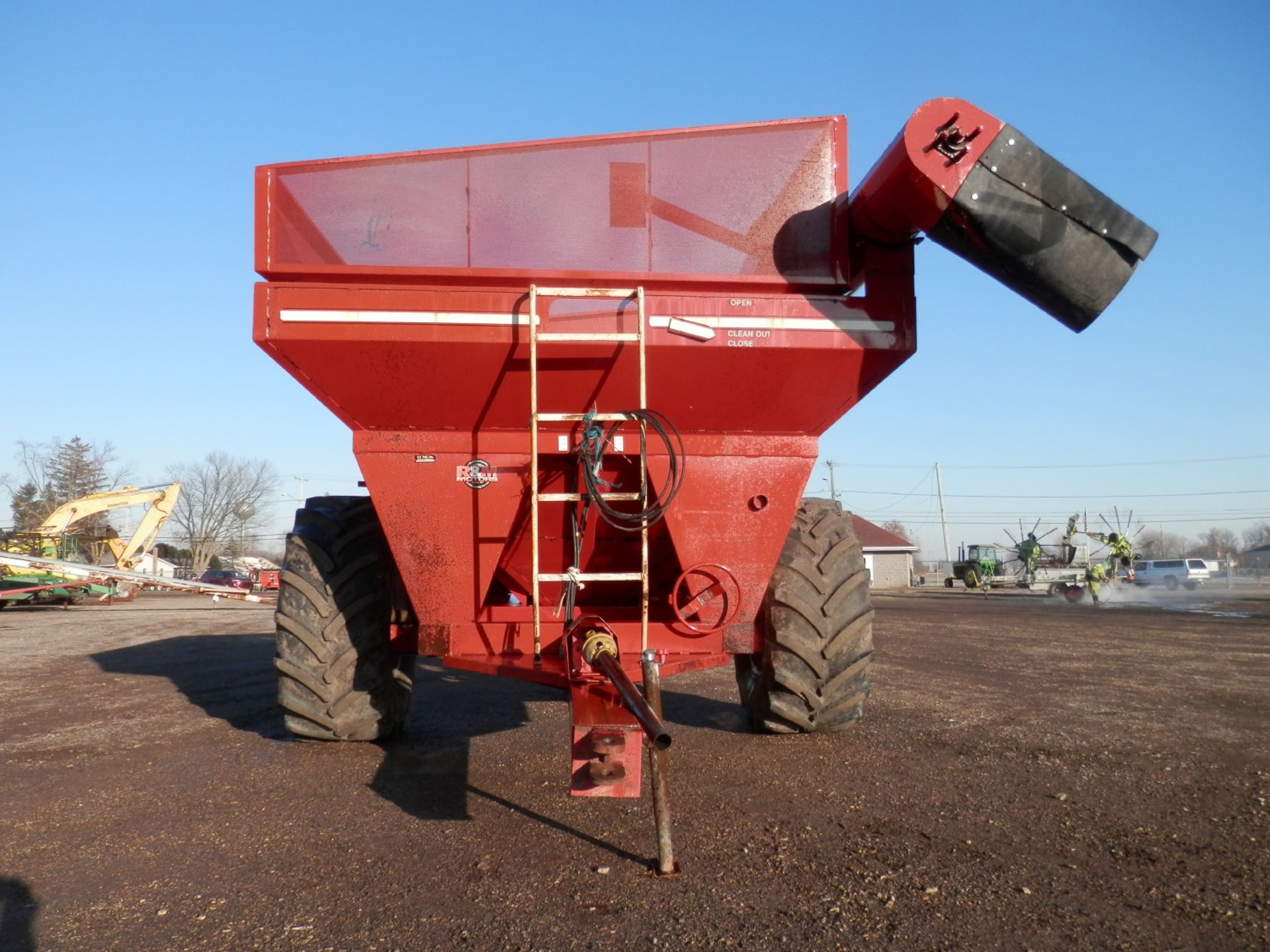 EZ TRAIL 475 GRAIN CART - Image 3 of 11