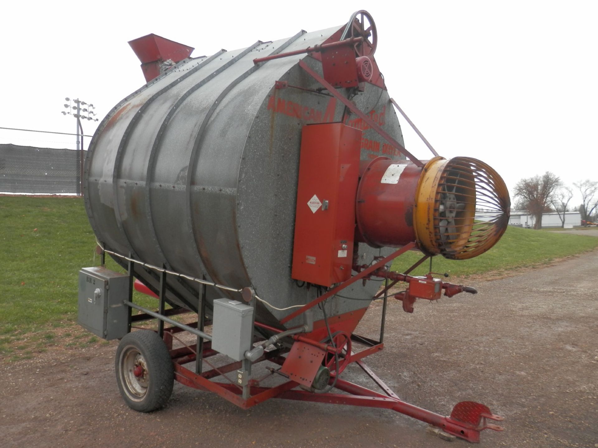 AMERICAN AUTOMATED MDL 2400T PORTABLE GRAIN DRYER