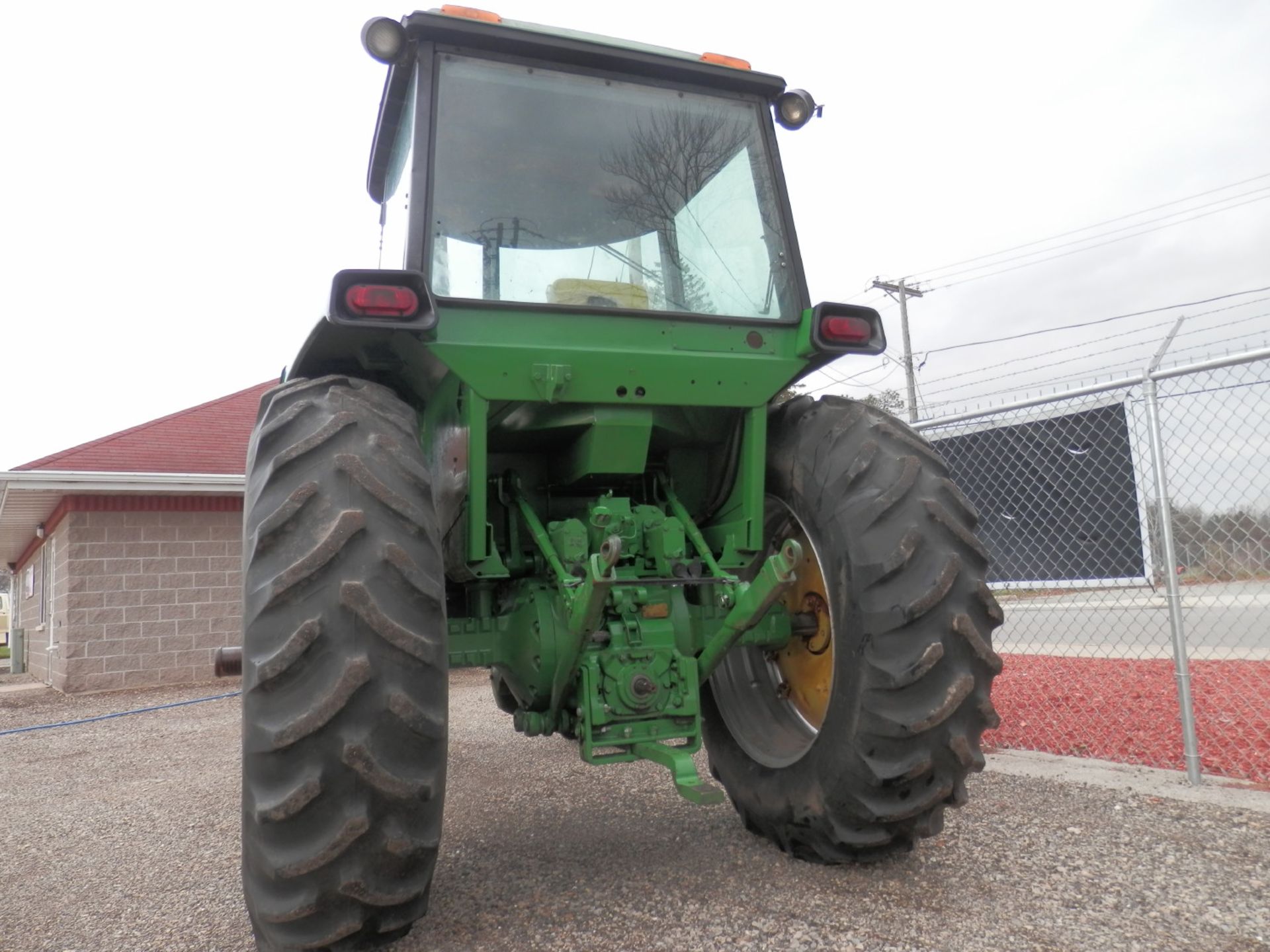 JOHN DEERE 4430 SGB 2WD TRACTOR - Image 7 of 18