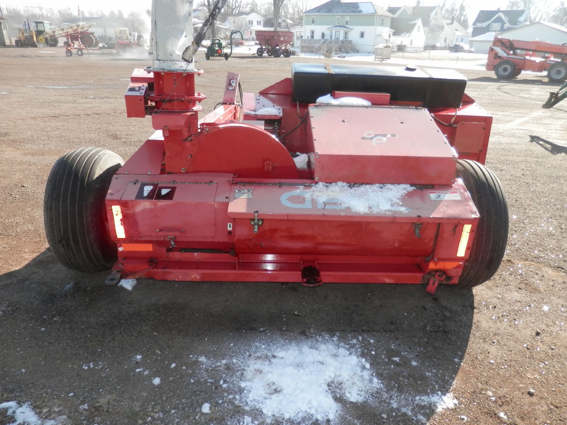 GEHL 1075 FORAGE HARVESTER w/GEHL 1210 HAY HEAD - Image 5 of 10