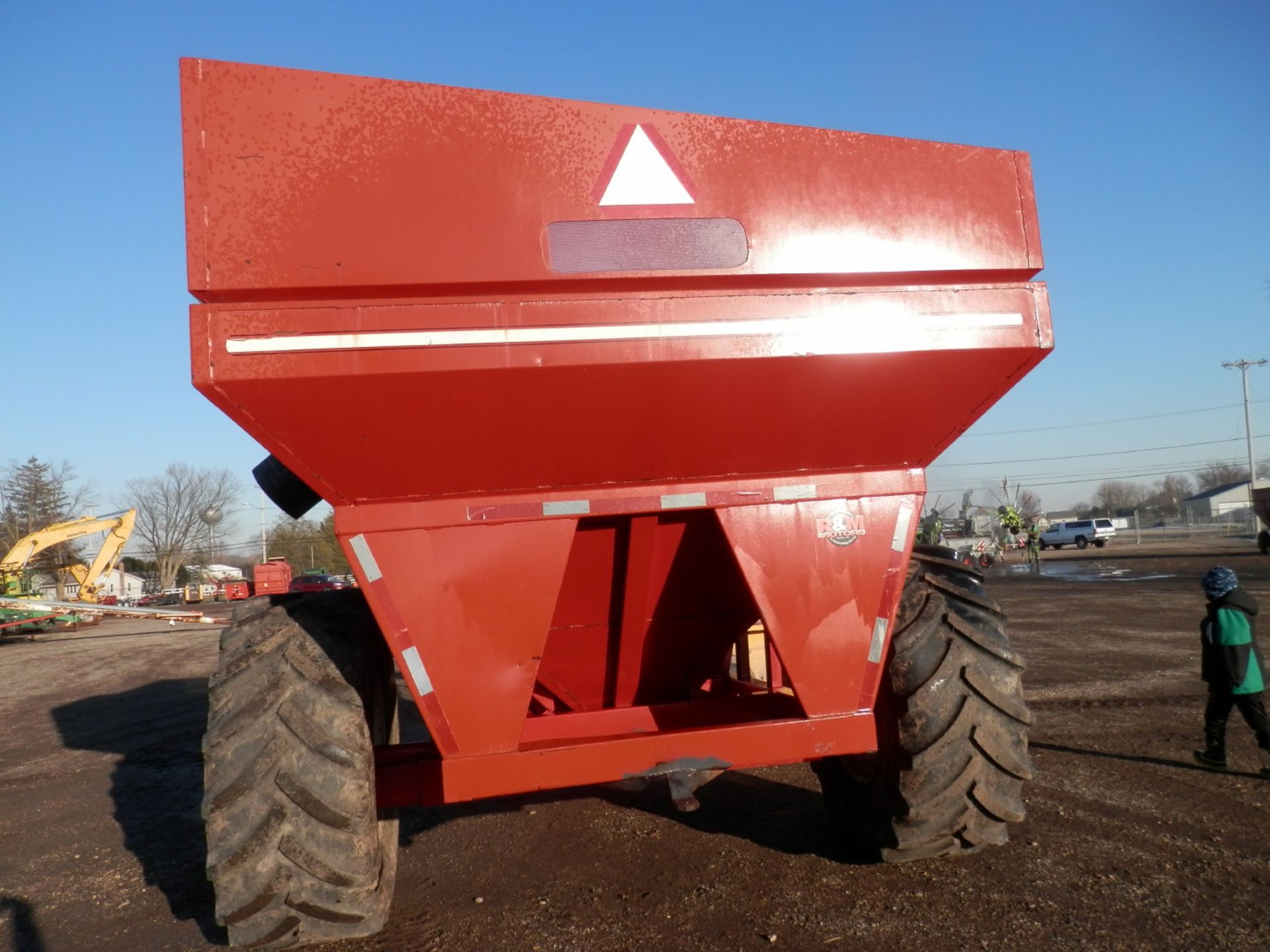 EZ TRAIL 475 GRAIN CART - Image 6 of 11