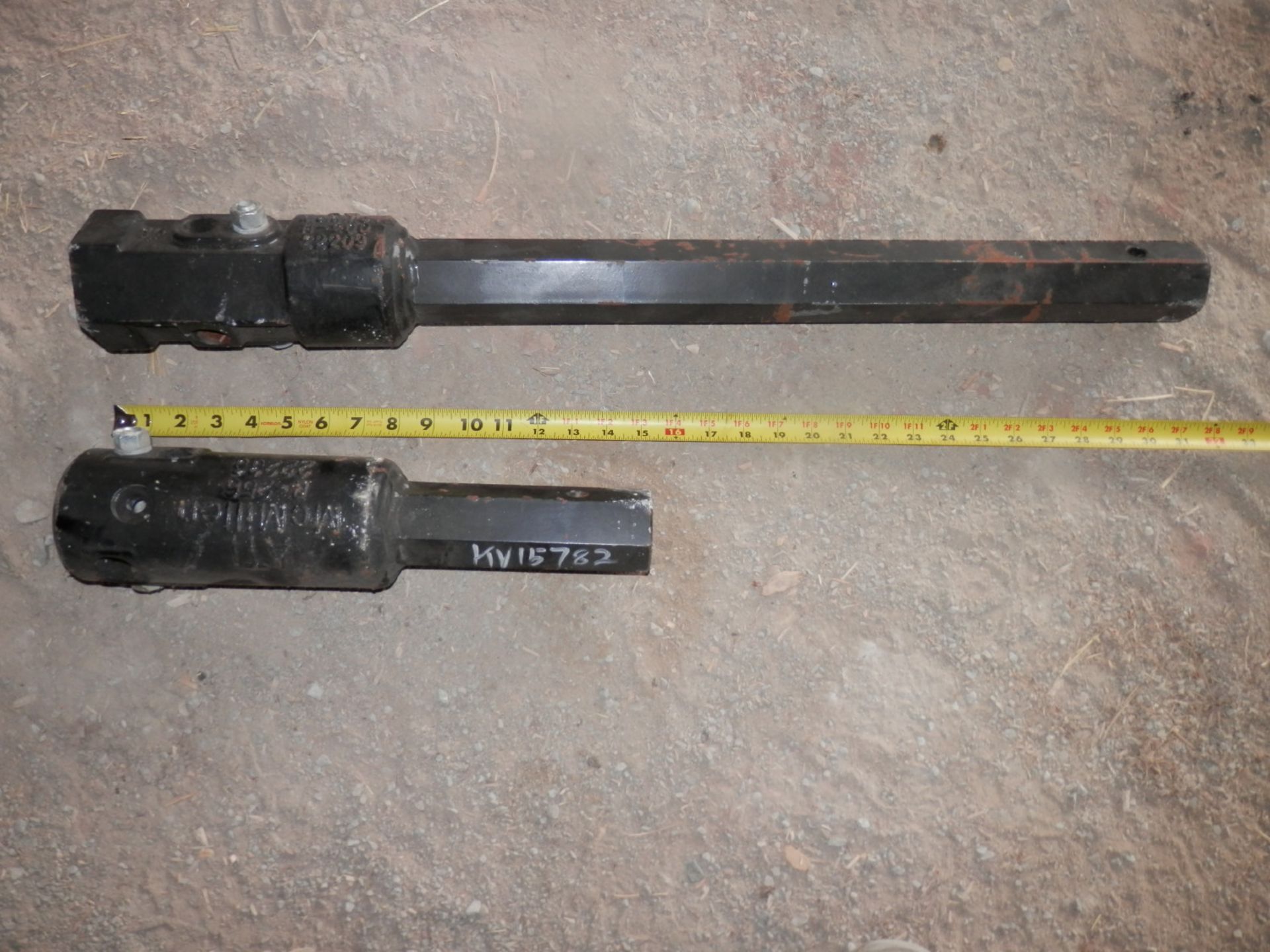NEW 18" x 4' POST HOLE AUGER BIT w/EXTENSIONS - Image 4 of 5