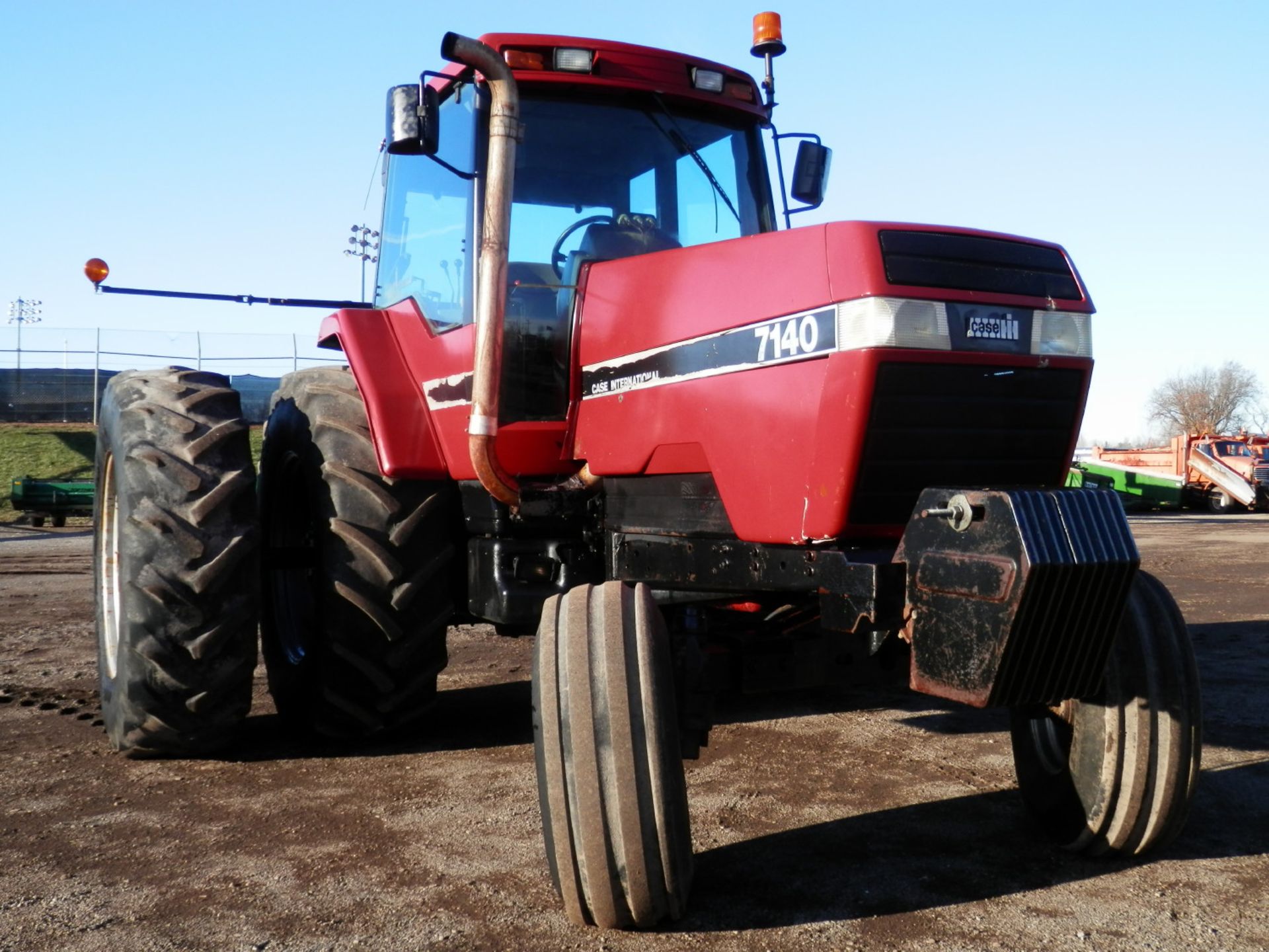 CASE IH 7140 MAGNUM 2WD TRACTOR - Image 3 of 19