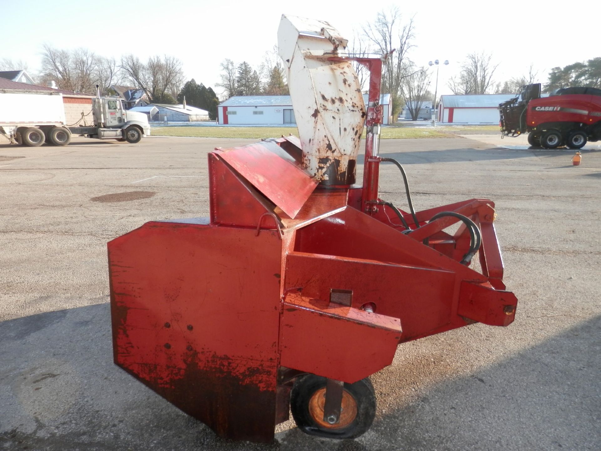 SCHWEISS 92" 3 PT 2 STAGE SNOW BLOWER - Image 3 of 7