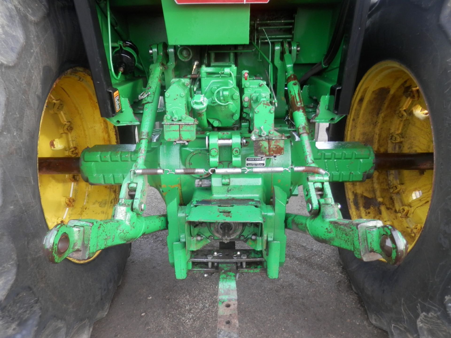 JOHN DEERE 4440 TRACTOR - Image 7 of 18