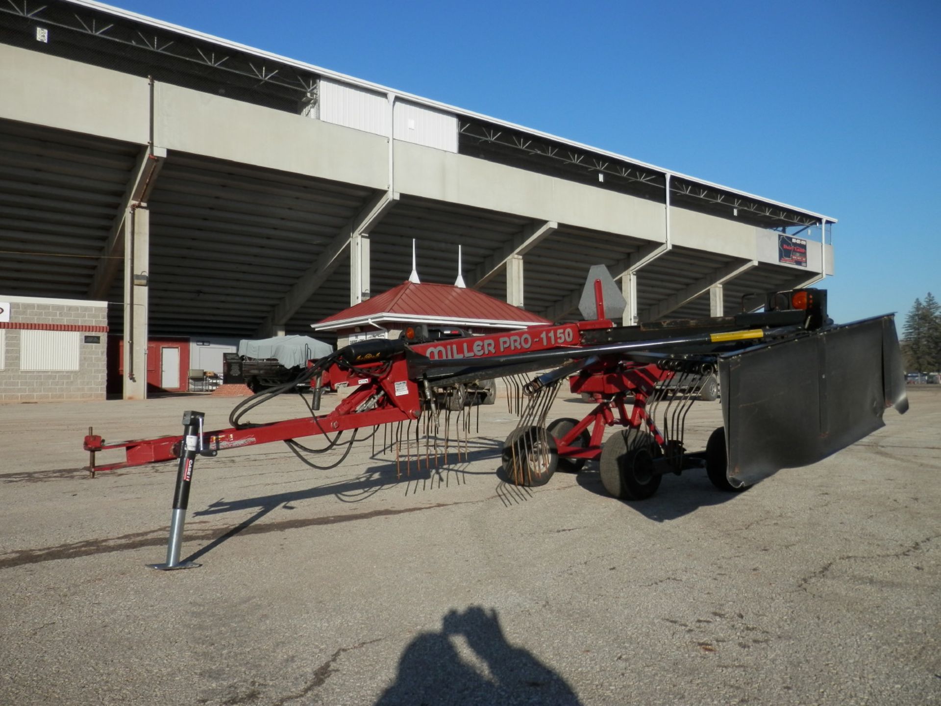 MILLER PRO 1150 ROTARY RAKE - Image 4 of 9