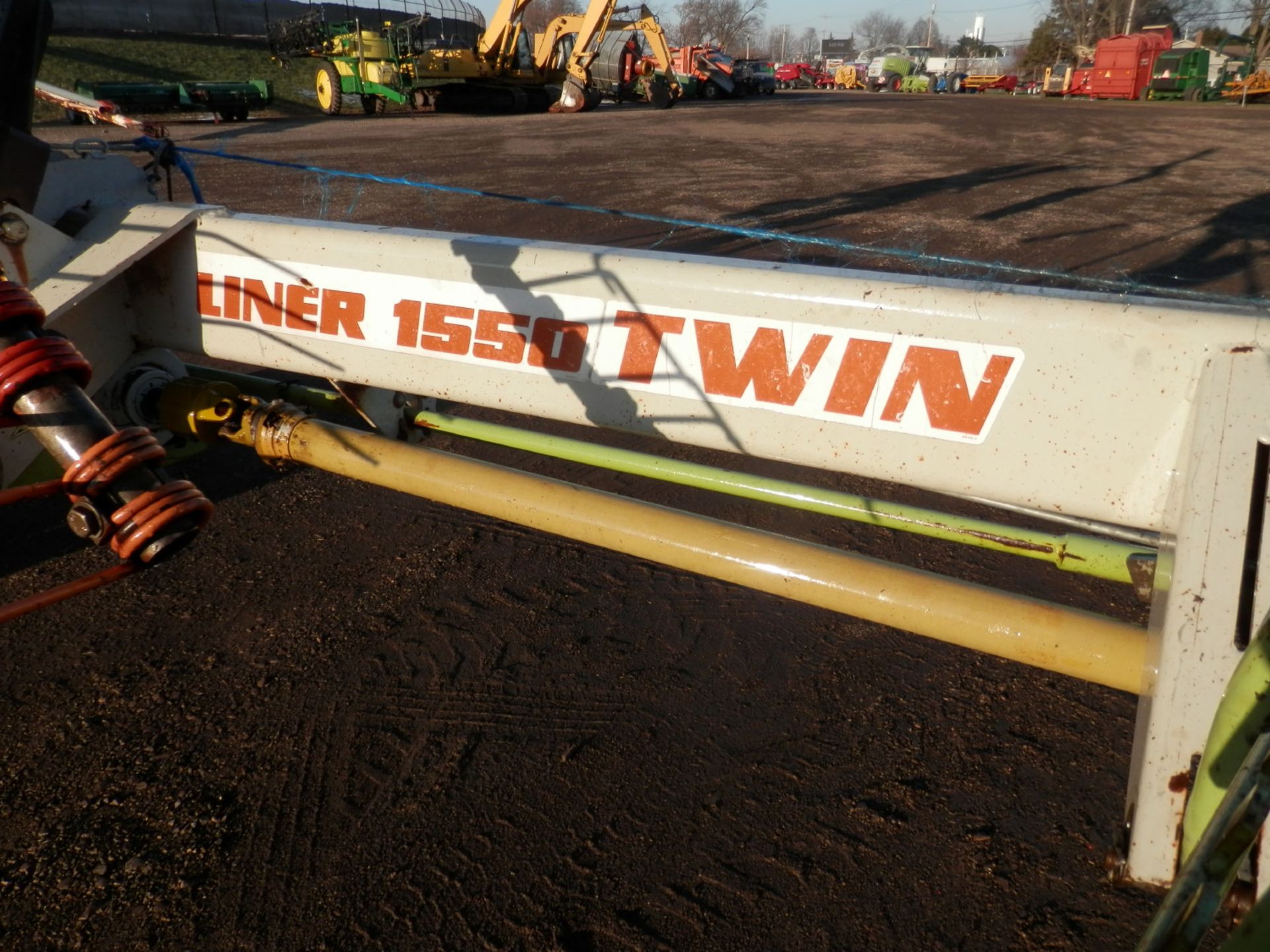 CLAAS LINER 1550 TWIN ROTARY RAKE - Image 8 of 9