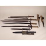 A lot of Bayonets including S.M.L.E '07 by Wilkinson, German K98, three Chassepot and two No.4 Spike