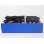 A rare boxed Hornby-Dublo LT25 2-8-0 8F Locomotive and Tender, unused and mint. The scarcity lies in