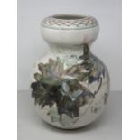 MAKUZU KOZAN - Japanese porcelain Vase of gourd shape, decorated with enamel foliage, dragonflies,