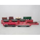 Hornby-Dublo 10x 2-rail Wagons, excellent to mint, boxed Wagons comprising 4316 S.R. Horse Box, 4325