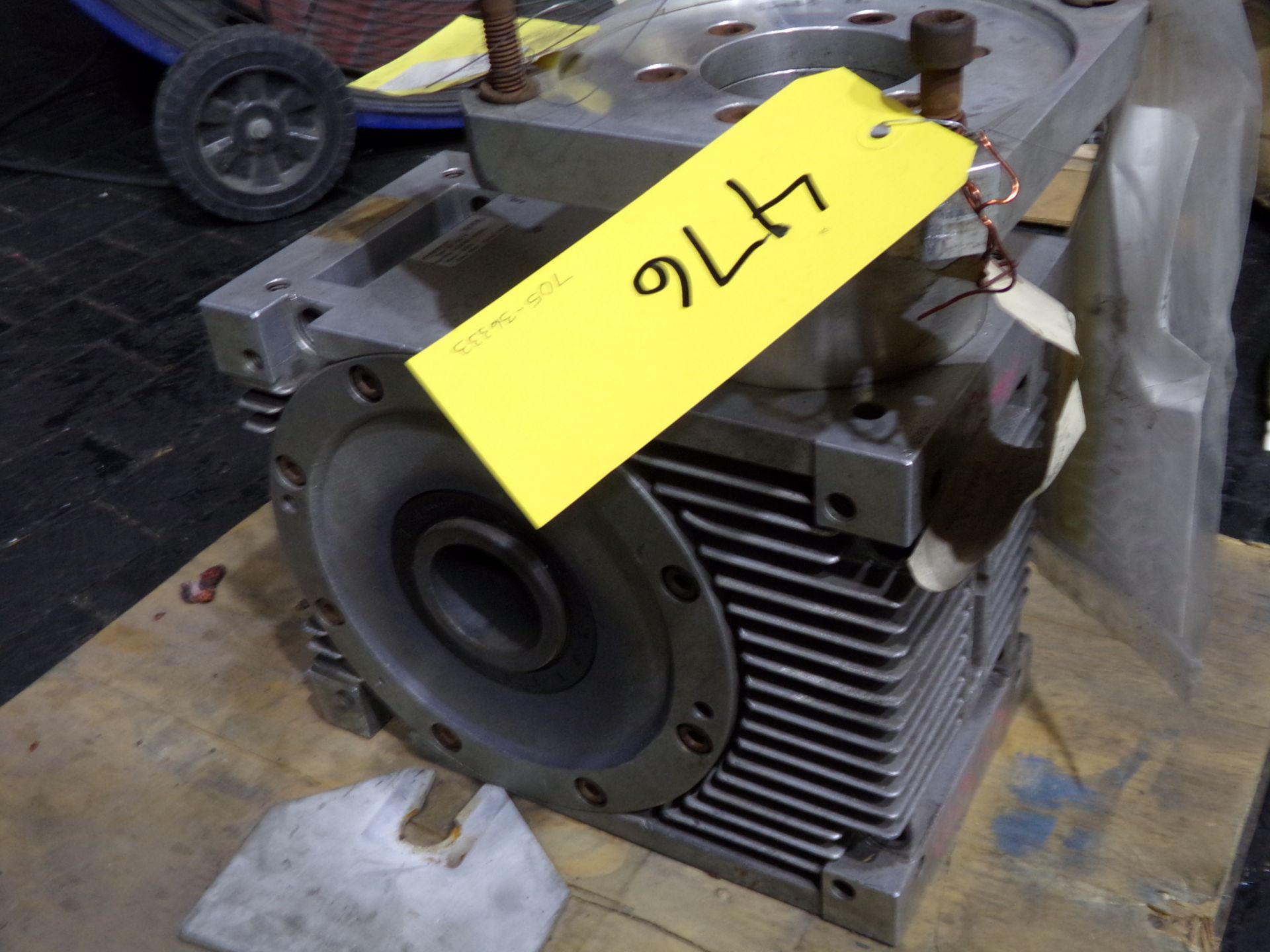 GUDEL AE120/R REDUCER PART NO 412018 / 412055 RATIO 10:1 GOOD/REBUILT GEARBOX SUB ASSEMBLY 17317SGZ - Image 4 of 9