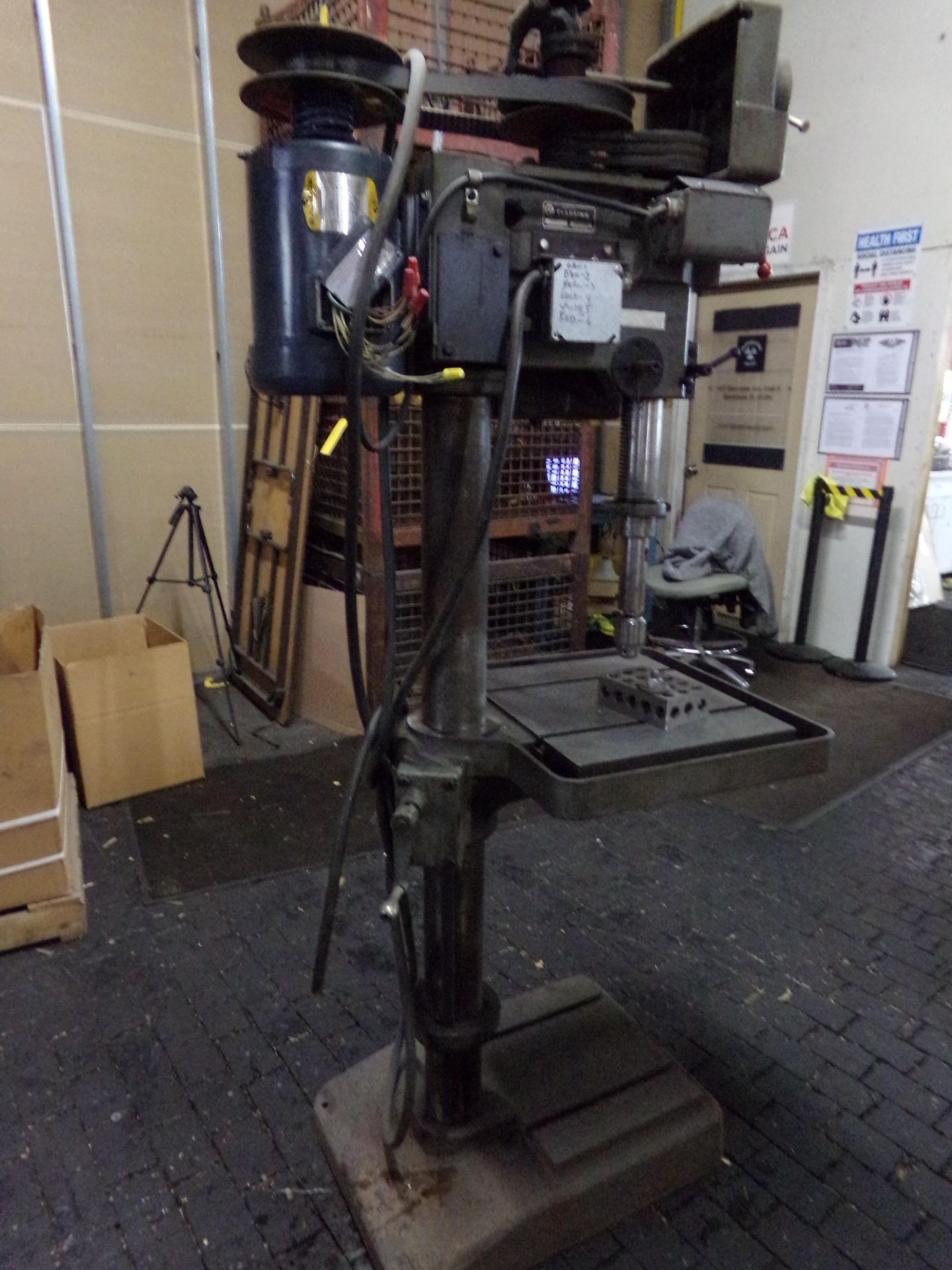 CLAUSING MODEL 2277 /MODEL 2215 DRILL PRESS 75" HEIGHT TOTAL W 1 HP BALDOR MOTOR - Image 3 of 12