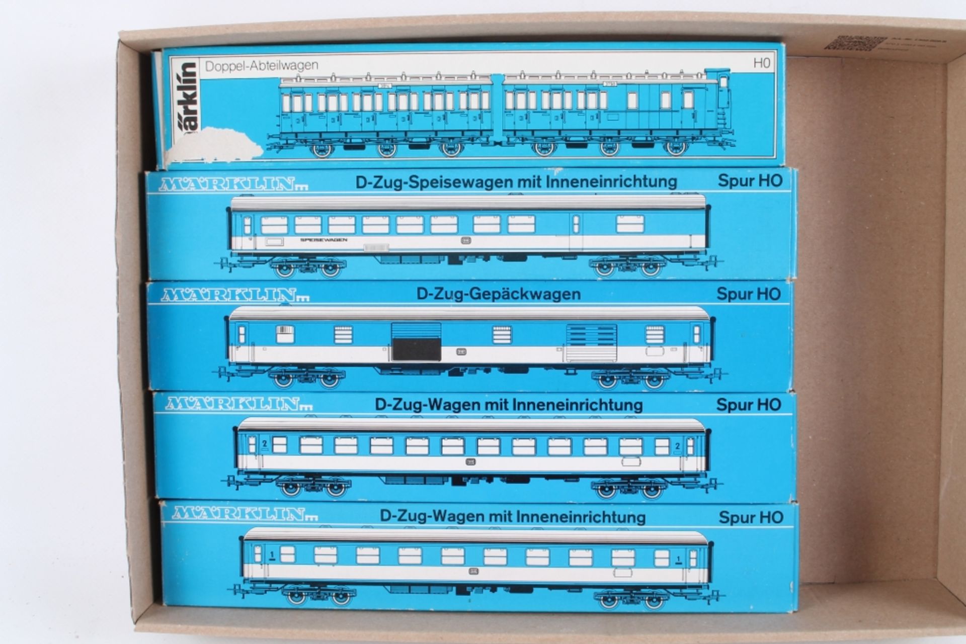 Märklin, fünf Personen-und Reisezugwagen