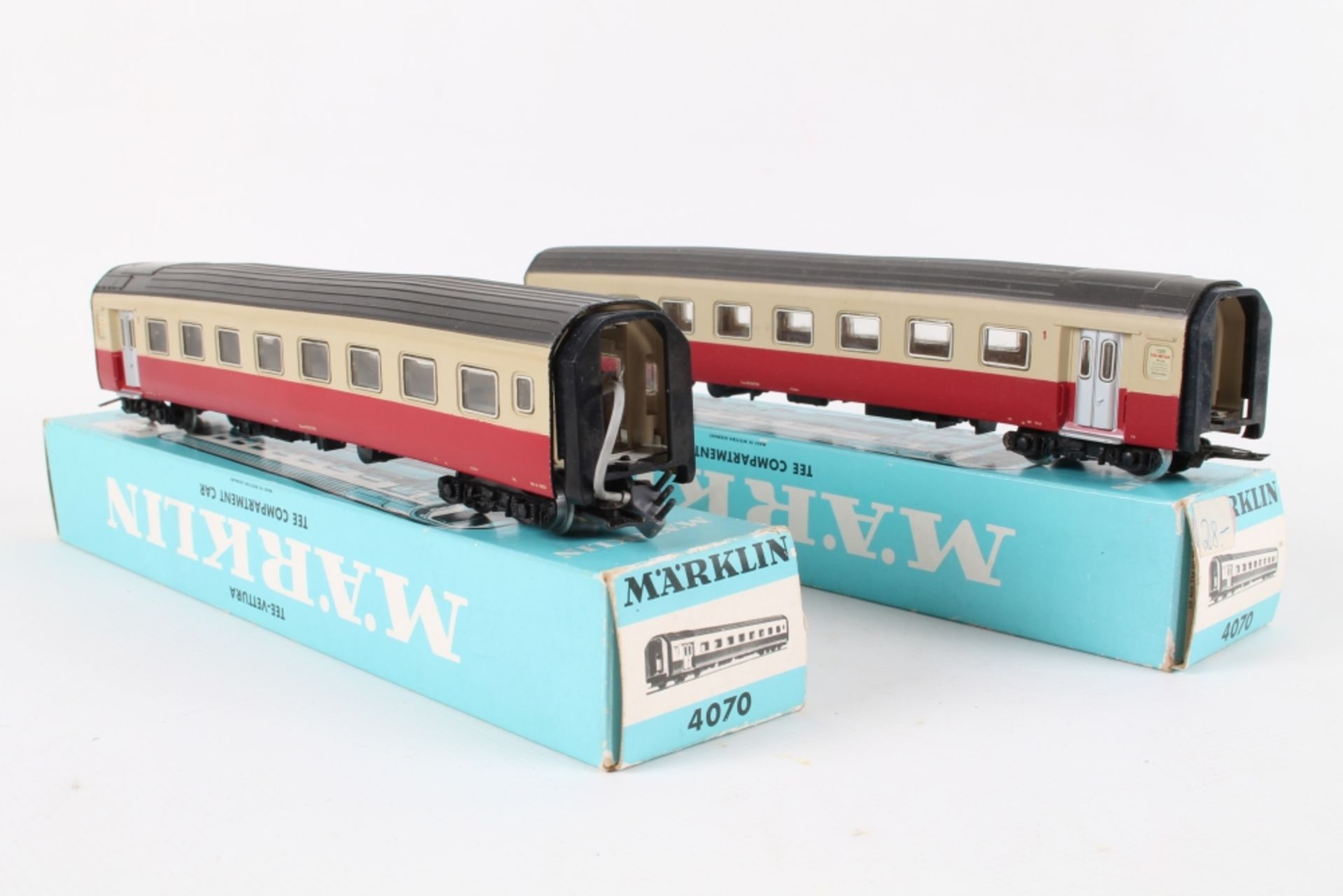 Märklin, zwei Mittelwagen 4070