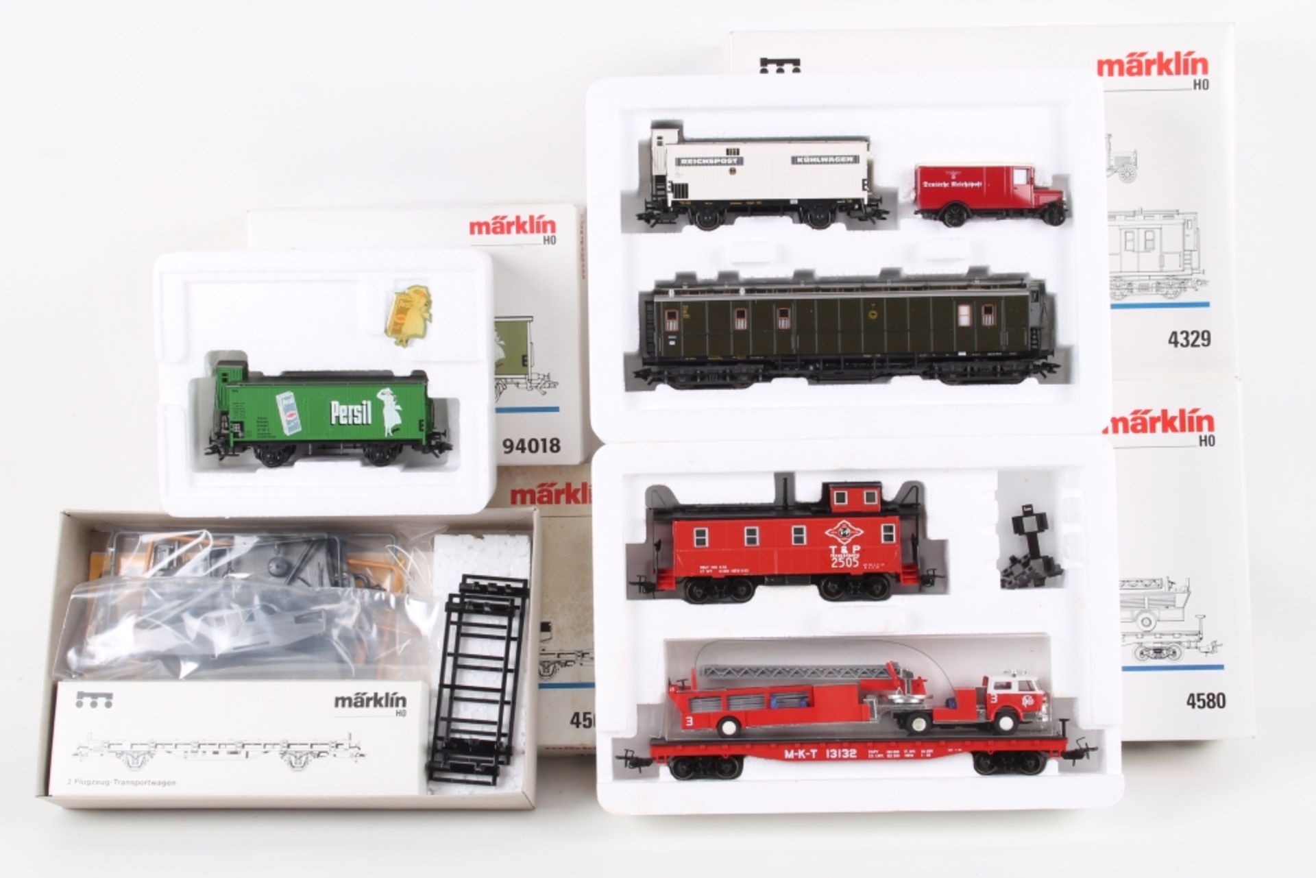 Märklin vier Wagen-Sets