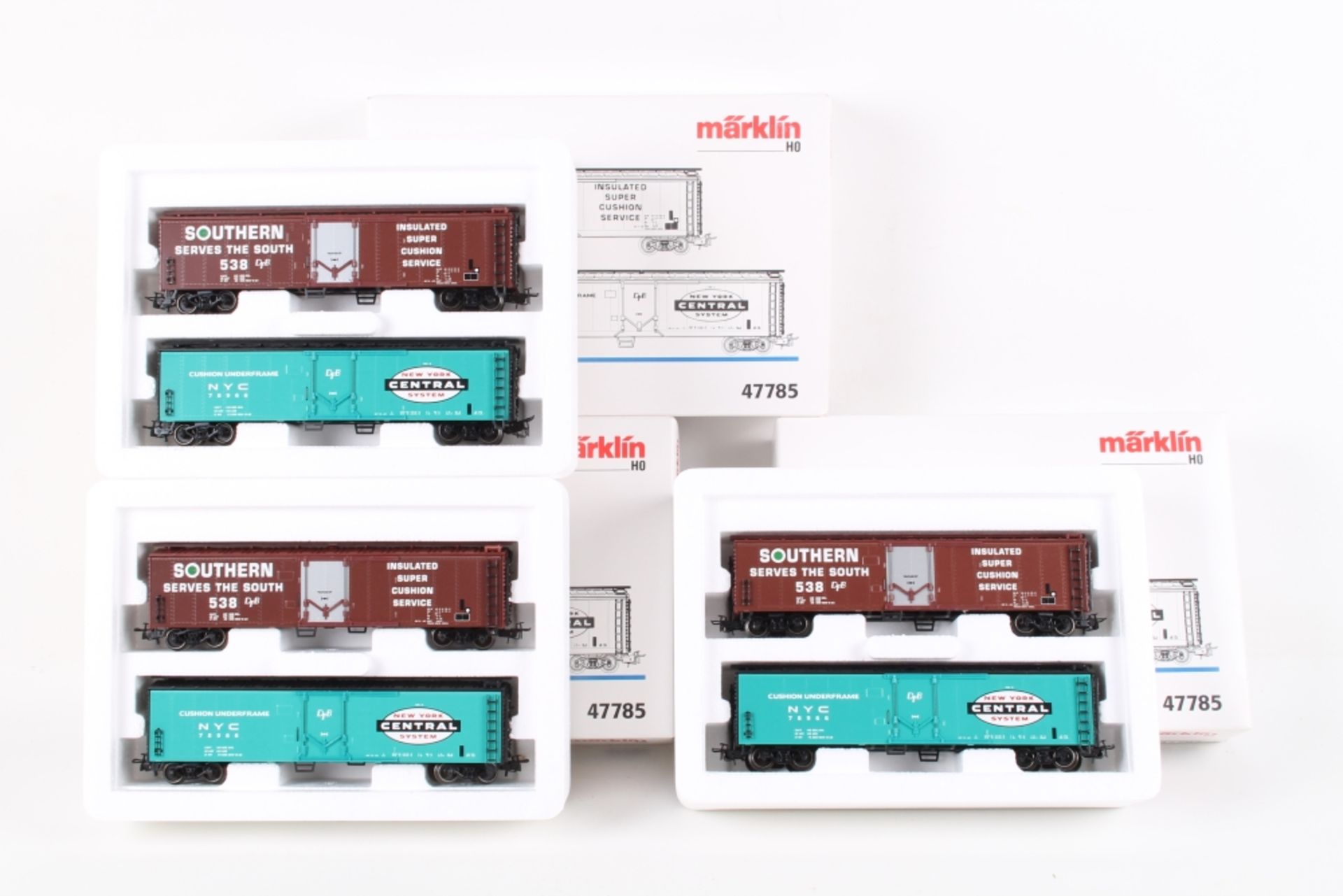 Märklin drei Box Car Sets