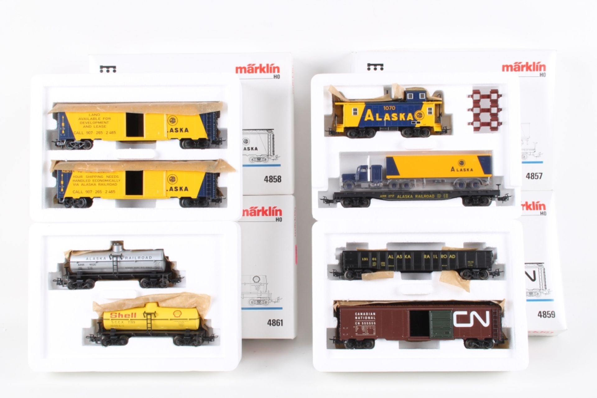 Märklin vier Güterwagen-Sets