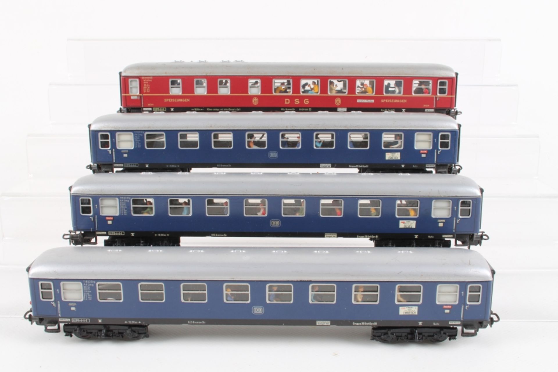 Märklin vier D-Zug Wagen