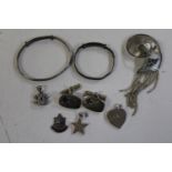 A selection of 925 silver jewellery