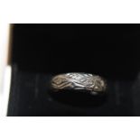 A boxed silver ring size Q