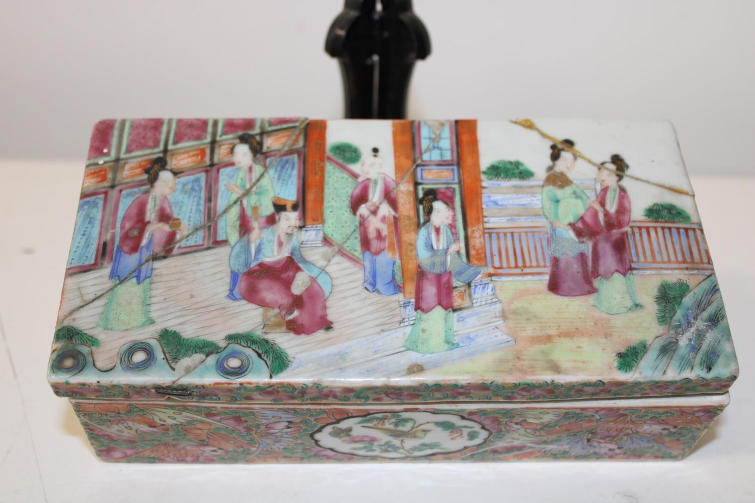 A Chinese Famille rose ceramic box (has old repairs) 19cm x 6cm x 10cm