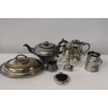 A job lot of assorted metalware