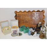 A tray full of assorted Oriental collectables