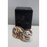 A Royal Crown Derby cat paperweight with gold stopper & original box