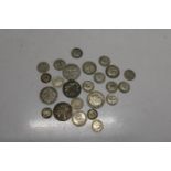 A selection of pre 1937 silver coins 110 grams