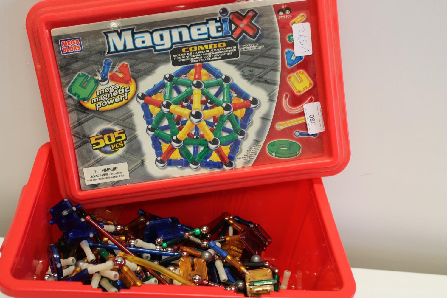 A box of Magnet mega blocks