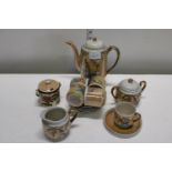 A pretty Japanese porcelain tea set